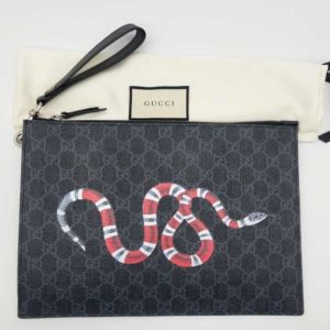 Lexzington - Home Of Prestigious Finds - GUCCI Bestiary Pouch with Kingsnake Design
